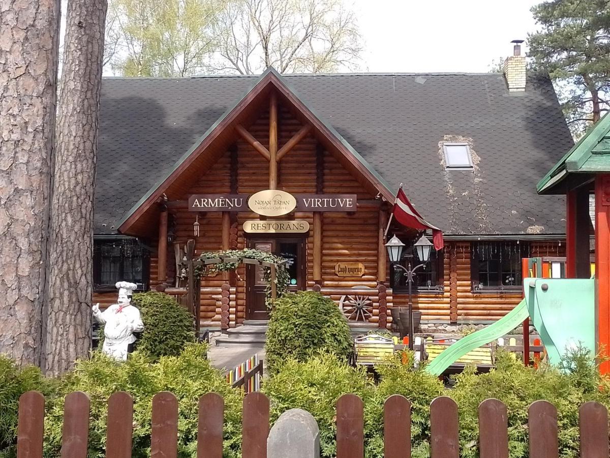 House, Garden & Sauna. Free Parking. Train Stop-200 M. Sea-1 Km. Jūrkalne Екстериор снимка