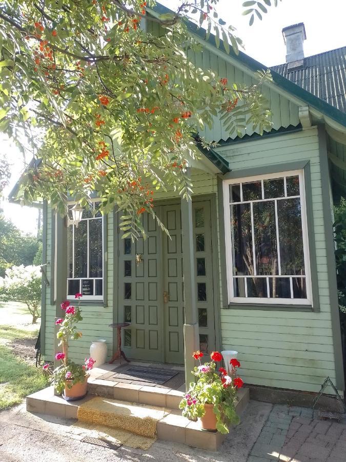 House, Garden & Sauna. Free Parking. Train Stop-200 M. Sea-1 Km. Jūrkalne Екстериор снимка